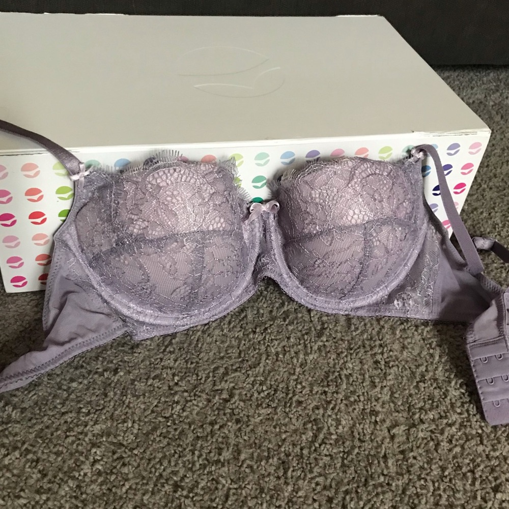 NWOT Bra 36B Lavender